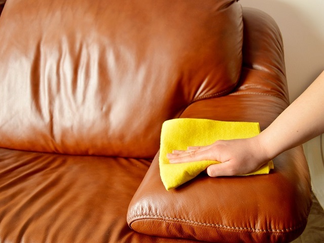 leather couch cleaning - carpet addicts